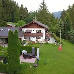 Wiesenhof Apartment *